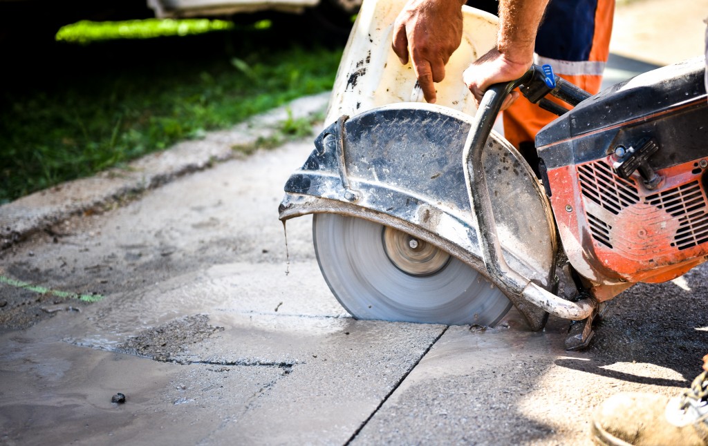 4 Useful DIY Tips For Your Concrete Cutting Projects