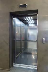 Open elevator 