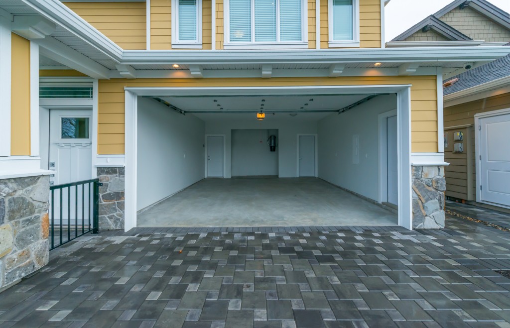 What Makes a “True” Epoxy Coating for Garage Flooring?