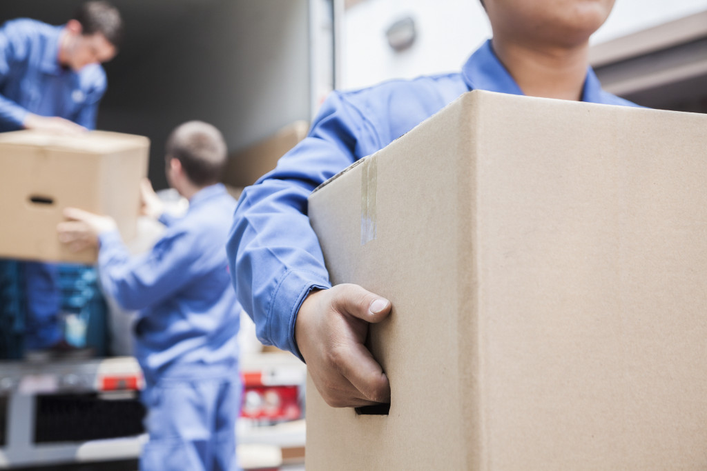 Five Ways to Save on Operating Costs for Your Moving Company